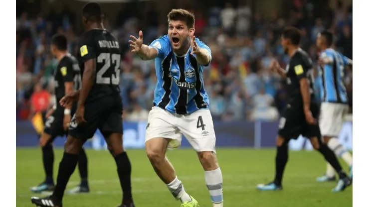 Walter Kannemann con la camiseta de Gremio.