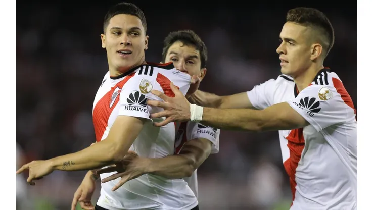 Gallardo patea el tablero y mete 10 cambios para jugar contra Colón
