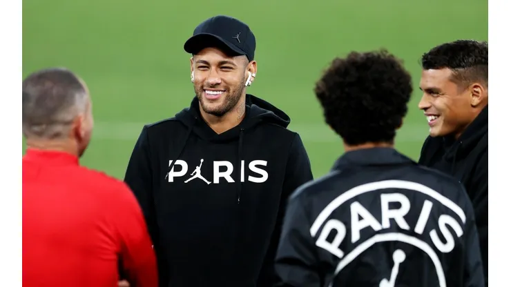 ¿SE MARCHA DE PARÍS? Neymar estaría evaluando un posible regreso al Barcelona (Foto: Getty).