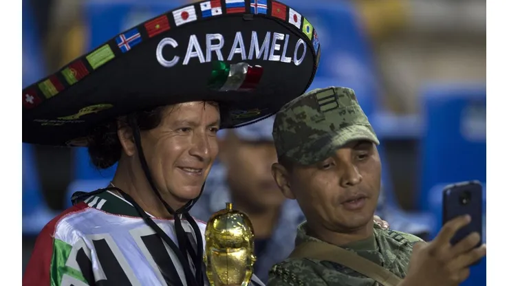 El himno mexicano sonó con fuerza en la previa.