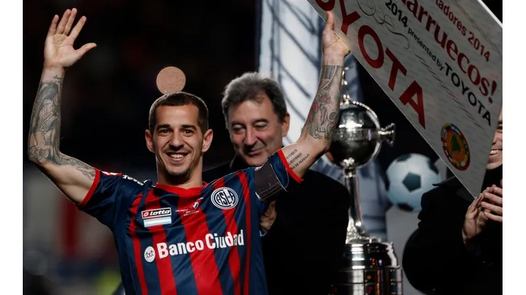 El Pipi, tras levantar la Libertadores en 2014.