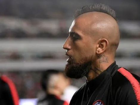 No aprende más: el polémico gesto de Arturo Vidal contra la afición de México