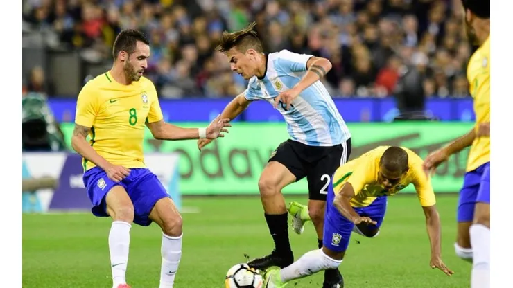 Partido parejo entre Argentina y Brasil.