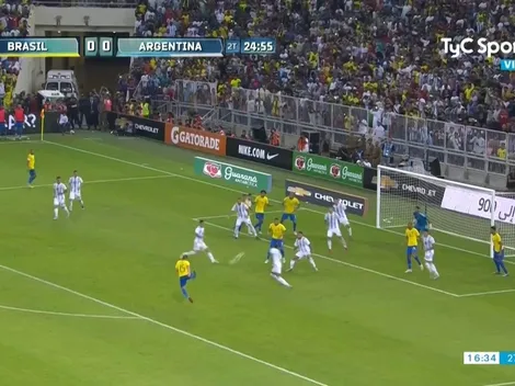 Feliz cumple, Armani: Chiquito Romero voló y evitó el gol de Brasil