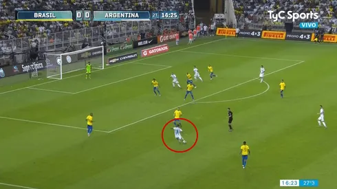 Foto captura del disparo de Paredes.