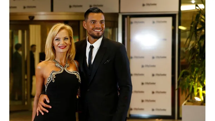 Romero y un gran regalo para su esposa