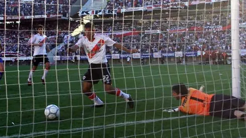 Pipino Cuevas le puso picante a una posible final entre River y Boca