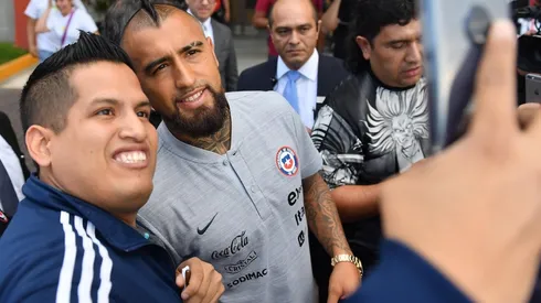 Fiel a su estilo, Vidal ya vive la previa de México - Chile