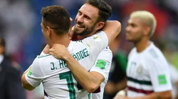 El reencuentro especial entre Layún y Chicharito