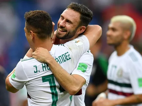 El reencuentro especial entre Layún y Chicharito