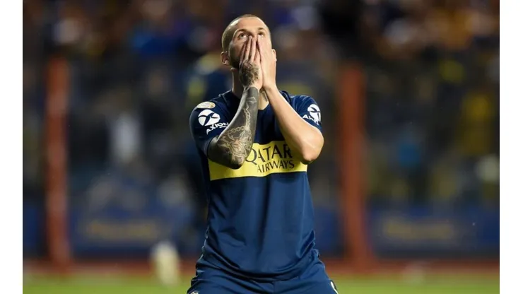Darío Benedetto en la derrota ante River.