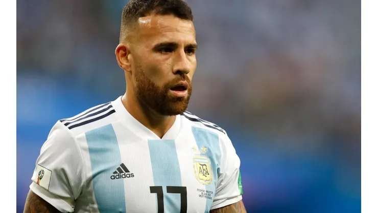 Millonario es: Otamendi ya empezó a coquetear con River