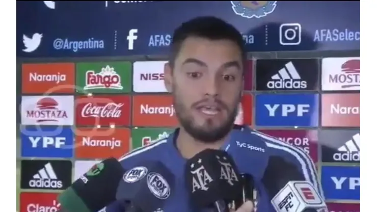 Sergio Romero hizo un monólogo elogiando a Lionel Messi y pidiendo que vuelva a la selección