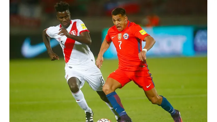 En un nuevo amistoso, Perú y Chile se enfrentan por la fecha FIFA de octubre.