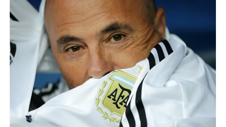Sampaoli dejó la cueva, habló de Messi y de las reuniones privadas de los jugadores