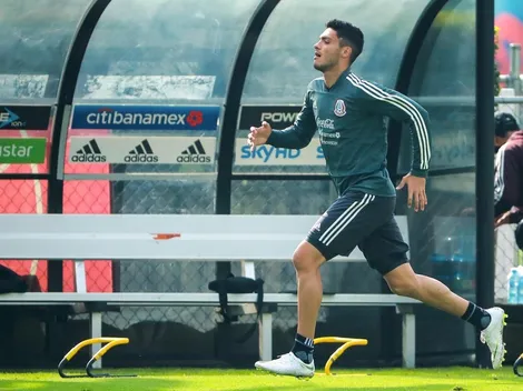 La pirueta de Raúl Jiménez que aplaudió todo el seleccionado mexicano