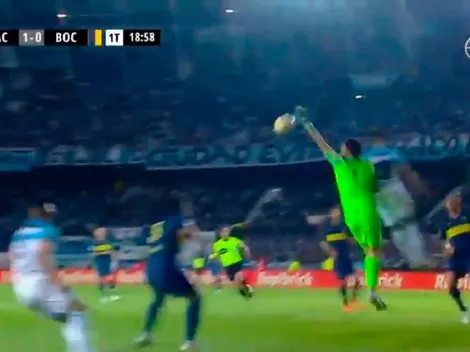 Basta Rossi: el arquero salió otra vez a cazar mariposas y Racing casi se pone 2 a 0