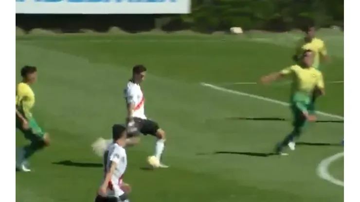 La figura que sorprendió y captó todos los focos en el partido de la reserva de River