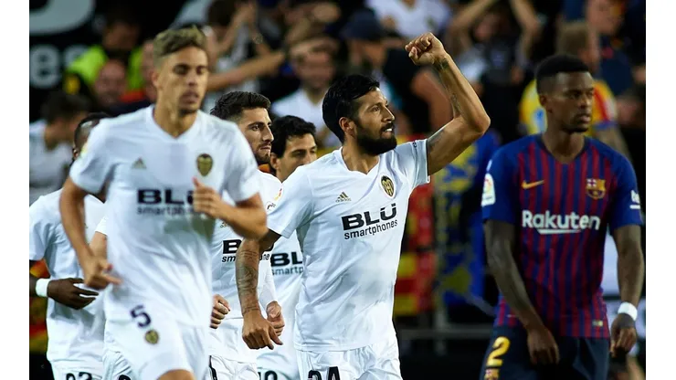 Garay puso el 1-0 para Valencia
