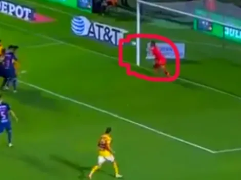 Impresionante atajada de Marchesín en México