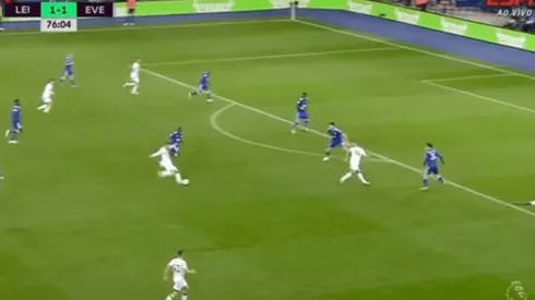 Más al ángulo imposible: Sigurdsson marcó el mejor gol del fin de semana