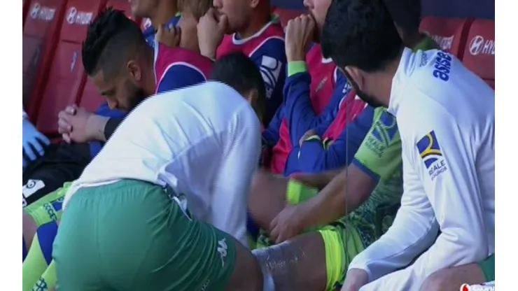 ADIÓS. El zurdo sintió un pinchazo y pidió el cambio.