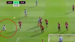 De tijera, Giroud metió la asistencia del año en el triunfo de Chelsea sobre Southampton