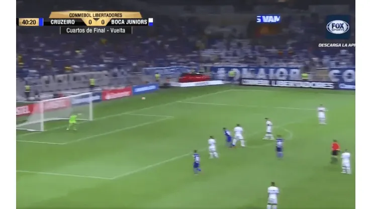 Cruzeiro sorprendió con un bombazo al ángulo pero la atajada de Rossi fue todo