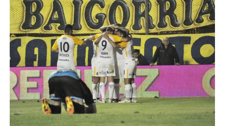 Central, de fiesta tras vencer a Almagro.
