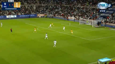 Aquino dio vuelta el partido para Tigres.