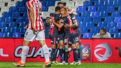 Gaich se comió a Ronaldo, corrió desde mitad de cancha y definió con mucha clase