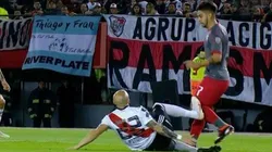 Un reconocido periodista de River dijo que la jugada de Pinola no fue penal y lo están matando en Twitter