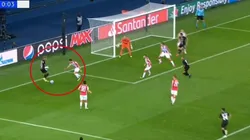 Volvió el Neymar que todos queremos con tremendo caño en una baldosa