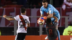 Armani chocó feo a Meza