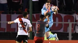 BOOM. El momento exacto del golpe de Armani contra Meza (Foto: Getty).