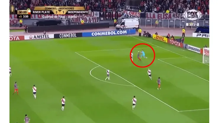 Foto captura del momento de Armani con Meza.