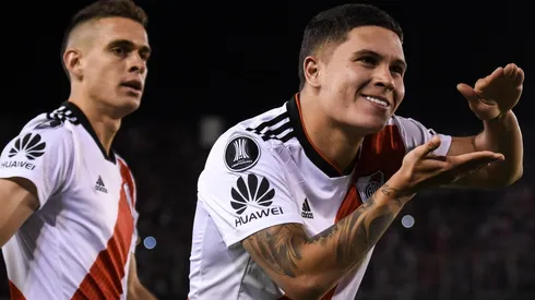 Foto de los jugadores de River celebrando un gol.