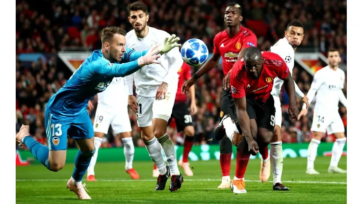 Foto del duelo entre Manchester United y Valencia.