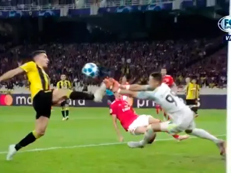 Ponce le metió un rodillazo al arquero del Benfica y casi le saca la mandíbula