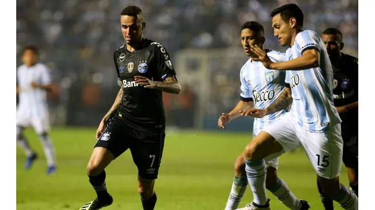 Gremio vs Atlético de Tucumán por la Copa Libertadores.