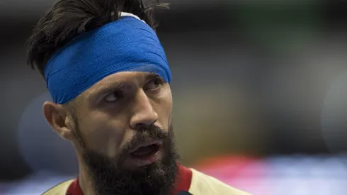 DOLOR. El Cepillo salió compungido. (Foto: Mexsport).