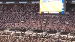 LOCURA. El tanto del 9 al menos sirvió para sumar.