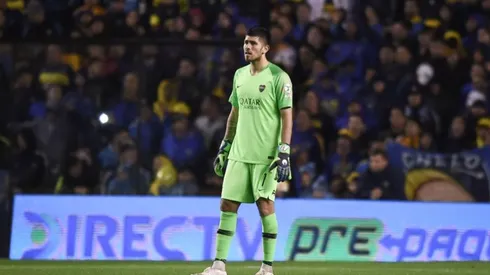 ¡La hinchada se volvió loca con la atajada de Rossi!