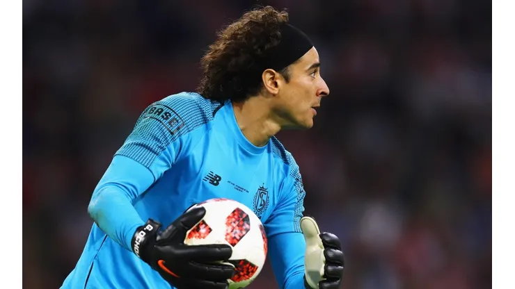Memo Ochoa no se olvida de América.