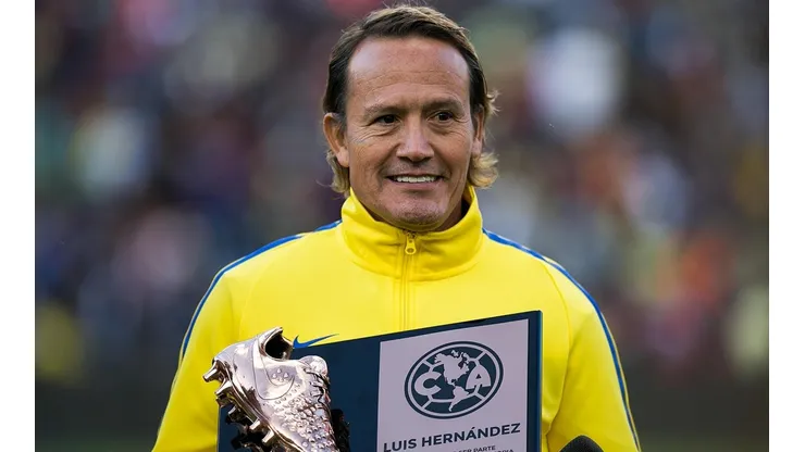 Hernández calentó el Clásico Nacional.