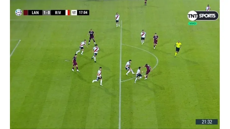 En offside y con polémica en la previa: Lanús durmió a River en el 1-0