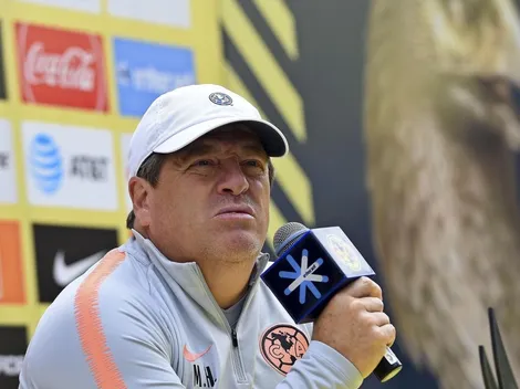 ¡Explotó! A Cuauhtémoc le molestó el trato de Herrera a Vargas y afirmó que América debe ganar el Clásico