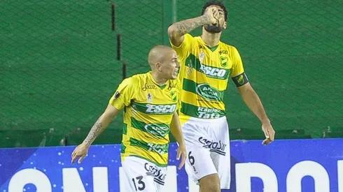 Barboza celebra su gol ante Banfield.