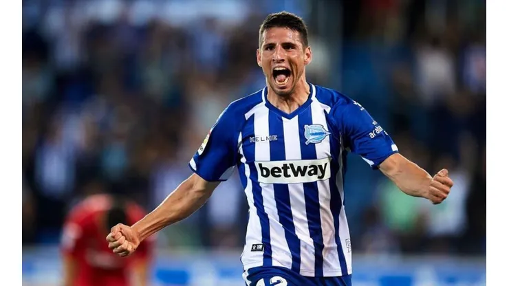 GRITALO, JONY. Calleri celebra el 1-1 agónico del Alavés sobre Getafe.