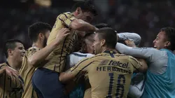 Después de 36 años, Pumas le ganó de visita a Chivas y clasificó a cuartos